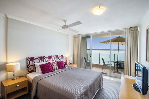 Noosa Harbour Resort - Accommodation Australia 13