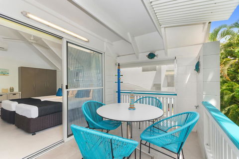 By The Sea Port Douglas - Accommodation Australia 10