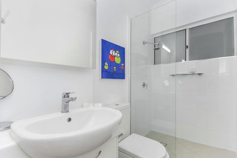 By The Sea Port Douglas - Accommodation Australia 14