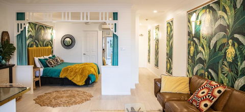 NOMAD - Luxe Apartment - Bed n Breakfasts 16