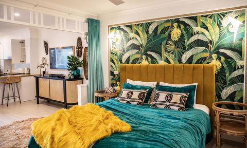 NOMAD - Luxe Apartment - Bed n Breakfasts 9