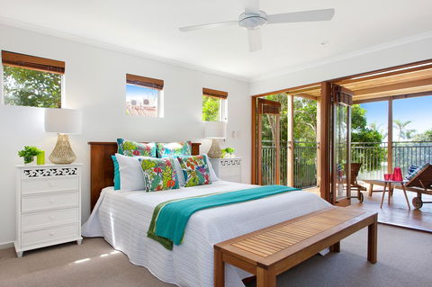 Jolly Roger's Beach House - Accommodation Australia 6