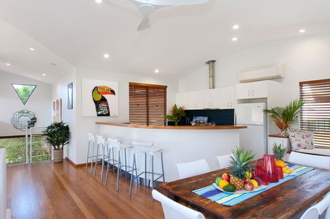 Jolly Roger's Beach House - Accommodation Australia 4