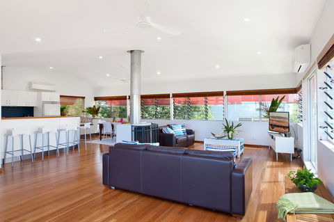 Jolly Roger's Beach House - Accommodation Australia 3