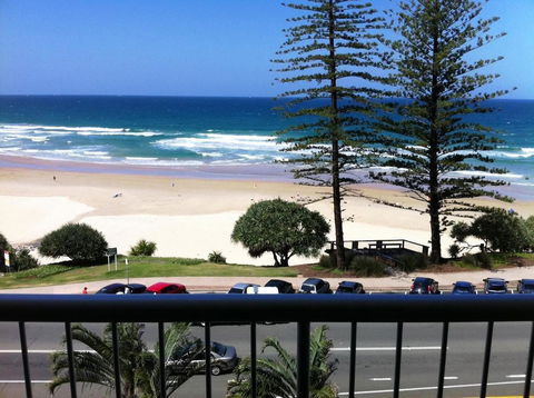 Coolum Caprice - Accommodation Australia 28
