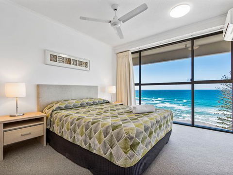 Coolum Caprice - Accommodation Australia 8