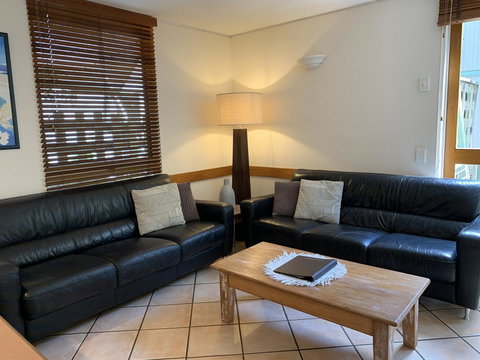 The Hastings Beach Houses - Bed n Breakfasts 2