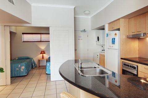 Rolling Surf Resort - Accommodation Australia 19