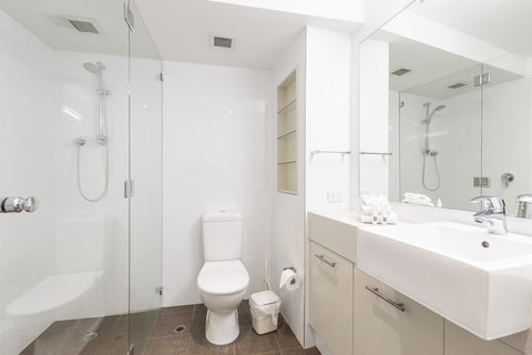 The Cove Noosa - Bed n Breakfasts 15