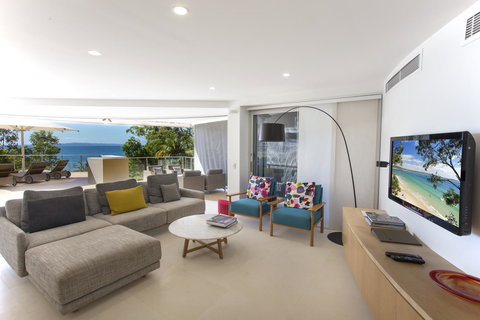 The Cove Noosa - Bed n Breakfasts 32
