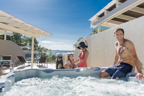 The Cove Noosa - Bed n Breakfasts 25