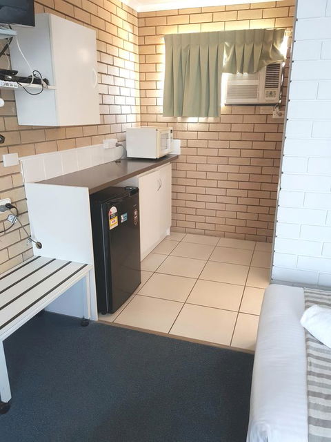 Twin Pines Motel - Accommodation Australia 12