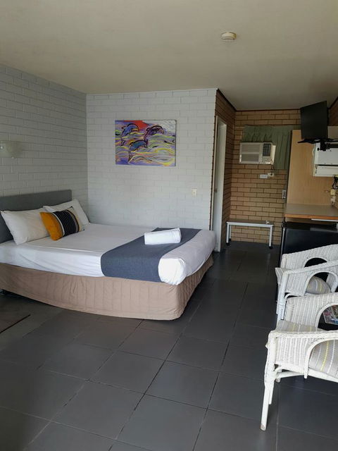 Twin Pines Motel - Accommodation Australia 18