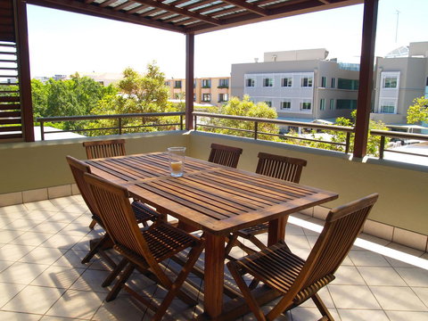 Bella Casa Noosa - Bed n Breakfasts 2