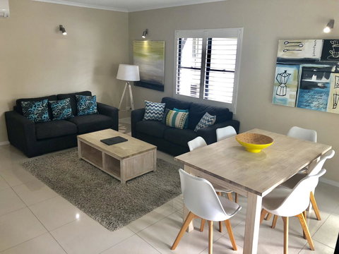 Bella Casa Noosa - Bed n Breakfasts 17