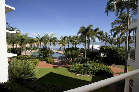 Mariners North Holiday Apartments - Accommodation Australia 15