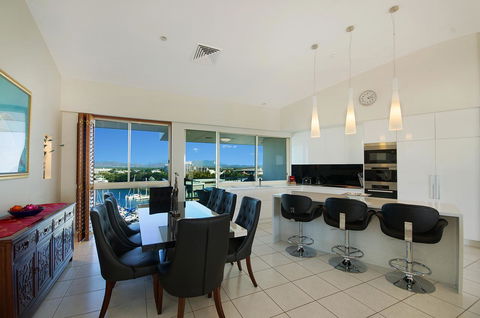 Mariners North Holiday Apartments - Accommodation Australia 30