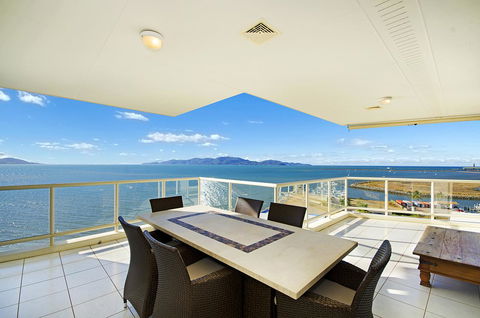 Mariners North Holiday Apartments - Accommodation Australia 3