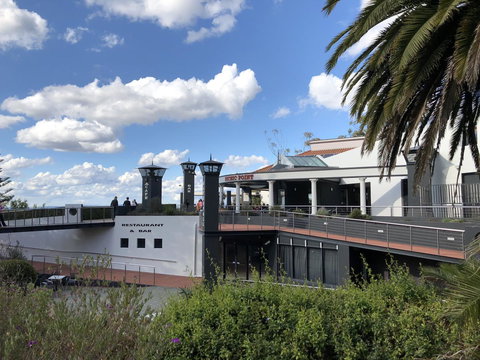 Picnic Point Villas - Local Tourism 3