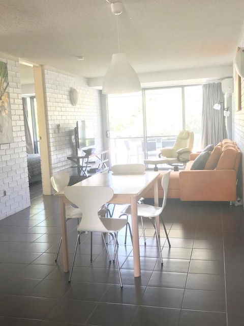 Jacaranda Noosa - Accommodation Australia 24