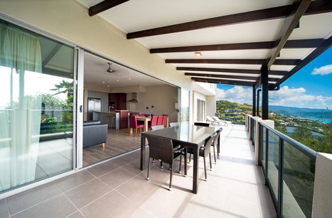 Whitsunday Reflections - Accommodation Australia 2
