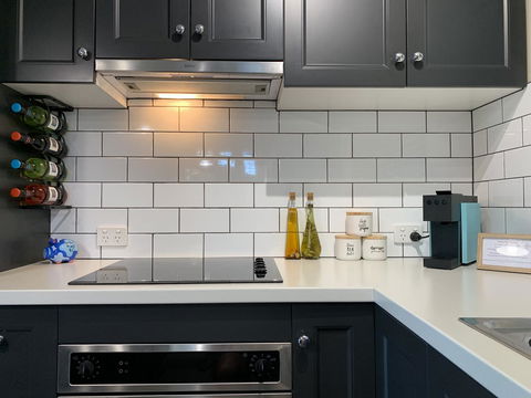 Bed & Breakfast 1 Bedroom Guest House - Australia Shopping 11