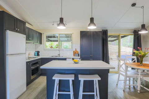 Bed & Breakfast 1 Bedroom Guest House - Australia Shopping 10