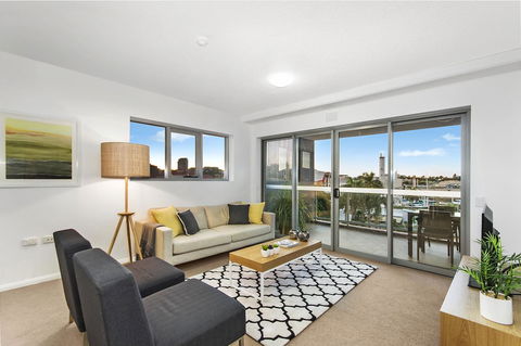 Allure Hotel & Apartments - Accommodation Australia 4