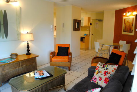 The Port Douglas Queenslander - Bed n Breakfasts 28