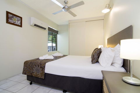 The Port Douglas Queenslander - Bed n Breakfasts 11