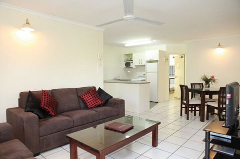 The Port Douglas Queenslander - Bed n Breakfasts 32