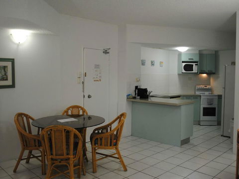 The Port Douglas Queenslander - Bed n Breakfasts 20