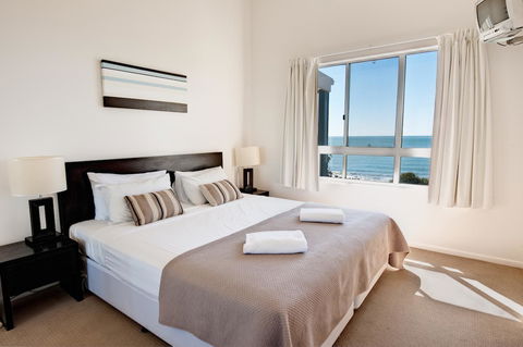 The Point Resort - Accommodation Australia 9