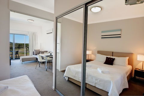 The Point Resort - Accommodation Australia 16
