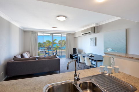 The Point Resort - Accommodation Australia 27