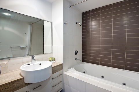 The Point Resort - Accommodation Australia 2