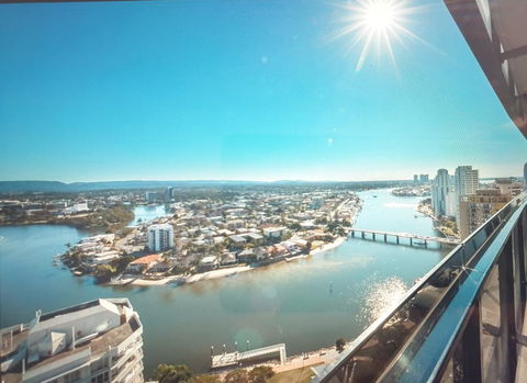 Circle Luxury Holidays - Accommodation Australia 10
