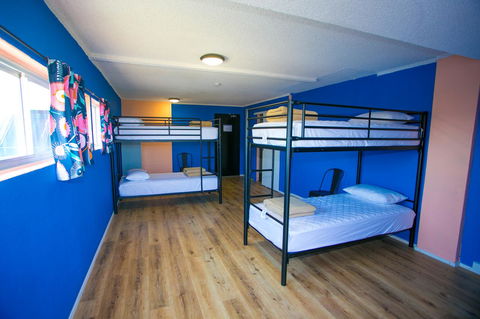 Greenmount Beach House - Accommodation Australia 26