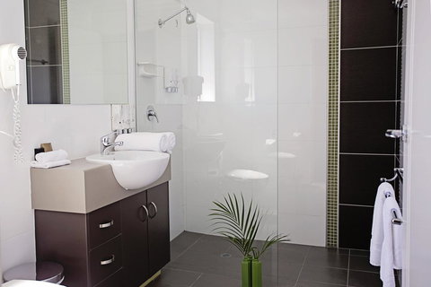 Drovers Motor Inn - Australia Shopping 13