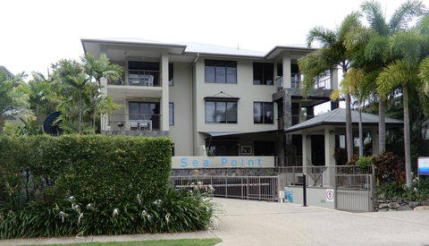 Sea Point On Trinity Beach - Accommodation Australia 28
