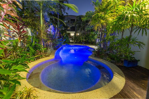 Sea Point On Trinity Beach - Accommodation Australia 7