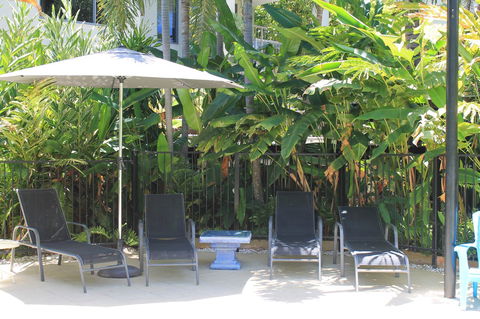 Sea Point On Trinity Beach - Accommodation Australia 3