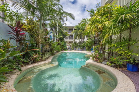 Sea Point On Trinity Beach - Accommodation Australia 23