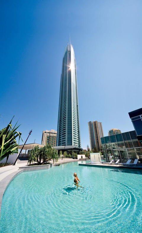 Q1 Resort & Spa - Official - Accommodation Australia 0