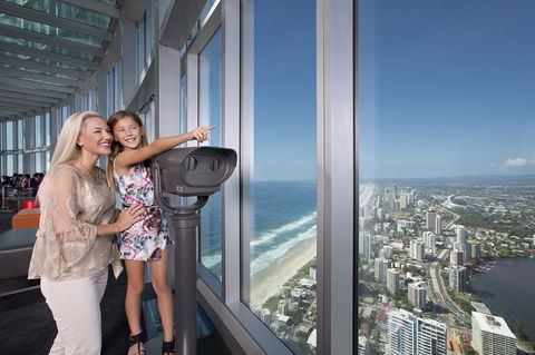 Q1 Resort & Spa - Official - Accommodation Australia 6