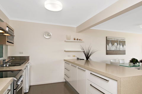 Skippers Cove Waterfront Resort - Accommodation Australia 11