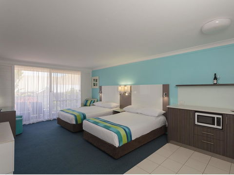 Sea World Resort - Local Tourism 2