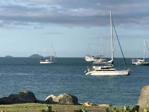 Whitsunday Luxury Homes - Local Tourism 34