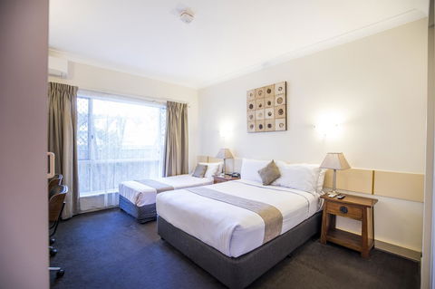 Emerald Maraboon Motor Inn - Australia Shopping 41