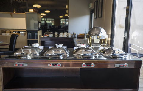 Emerald Maraboon Motor Inn - Australia Shopping 20